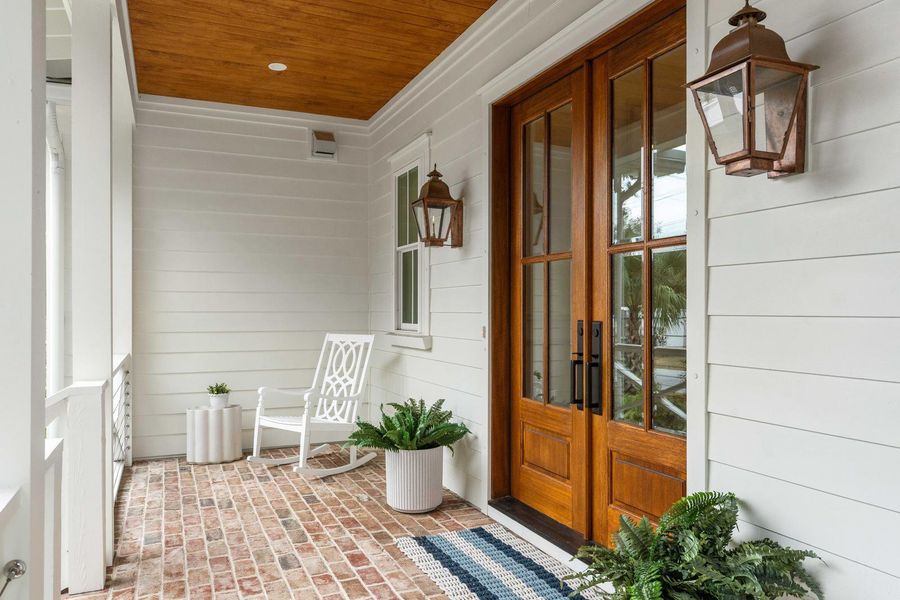 Exterior details and patio area of a home in , Mount Pleasant (Image 26).