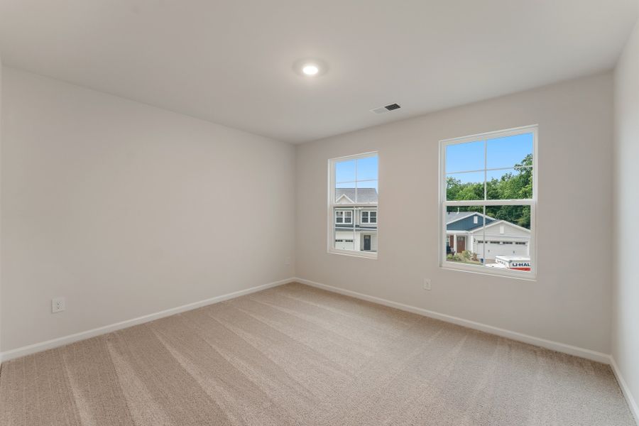Spacious, unfurnished interior of a new home in Mayfair Village, Spartanburg (Image 21).