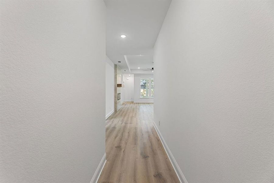 33-SQFT-0236 33-SQFT-0236