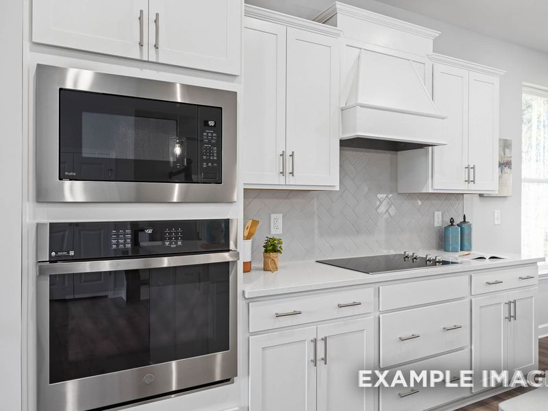 Representative interior finishes for a home built from the The Ash by Davidson Homes LLC in Retreat at North Main, Lillington (Image 22).