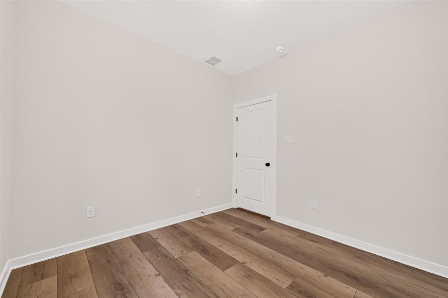 Spacious, unfurnished interior of a new home in Two Step Farm, Montgomery (Image 24). Spacious, unfurnished interior of a new home in Two Step Farm, Montgomery (Image 24).