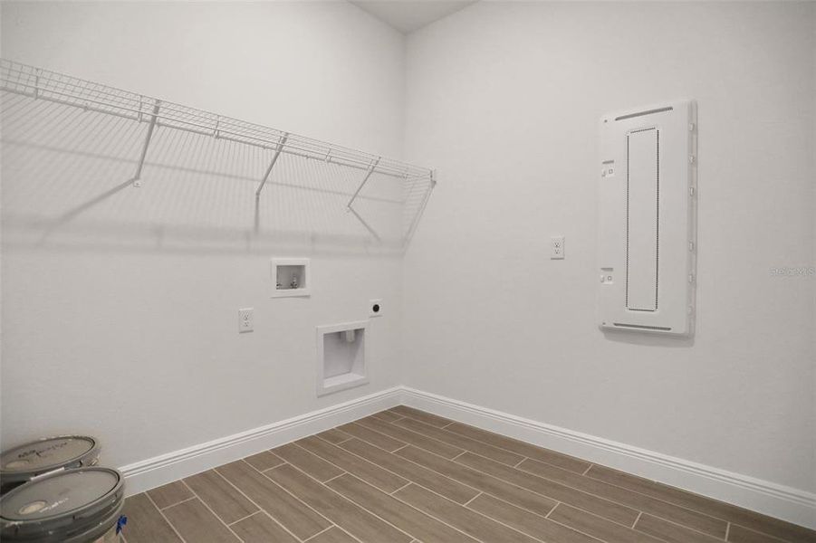 Spacious, unfurnished interior of a new home in Seaire, Parrish (Image 37).