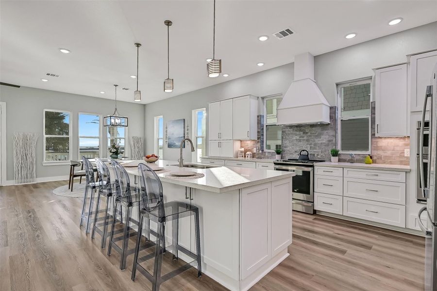 Furnished interior view inside a new home in , Galveston (Image 26).