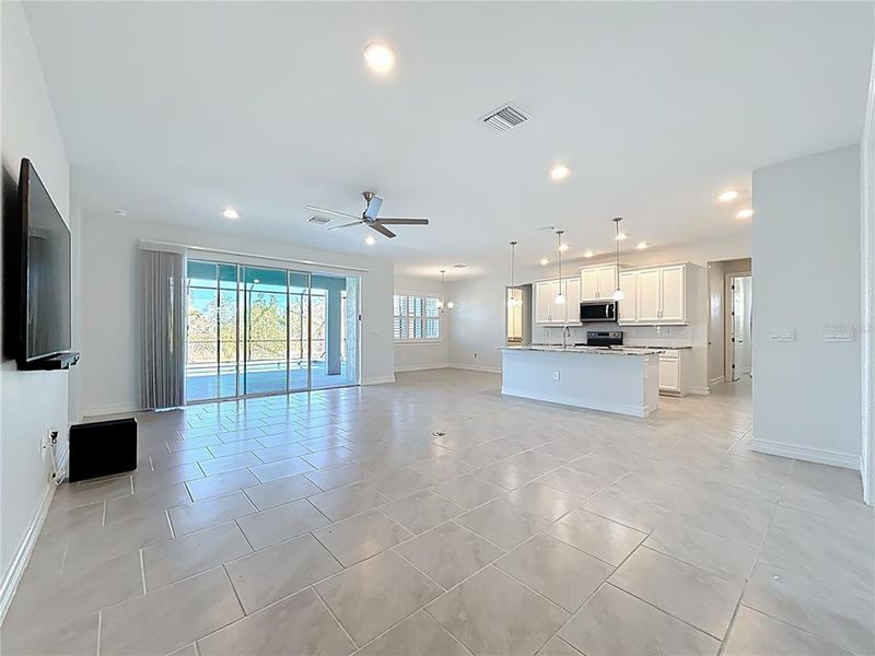 Spacious, unfurnished interior of a new home in , Port Charlotte (Image 43).
