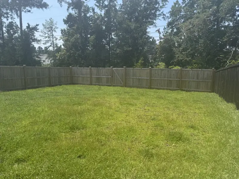 Exterior details and patio area of a home in , Summerville (Image 3).