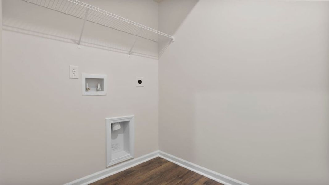 Spacious, unfurnished interior of a new home in Woodglen, Piedmont (Image 34). Spacious, unfurnished interior of a new home in Woodglen, Piedmont (Image 34).