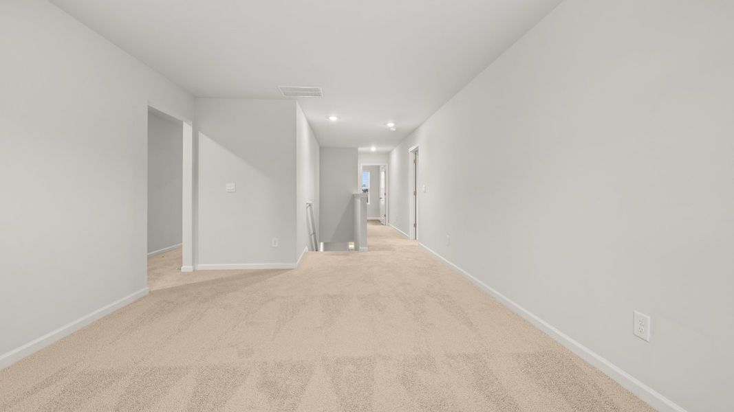 Representative unfurnished interior of a home built from the Halton by D.R. Horton in Estates at Deer Hollow, Grovetown (Image 19).