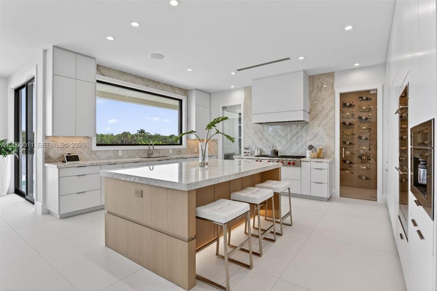 Furnished interior view inside a new home in , Fort Lauderdale (Image 9).