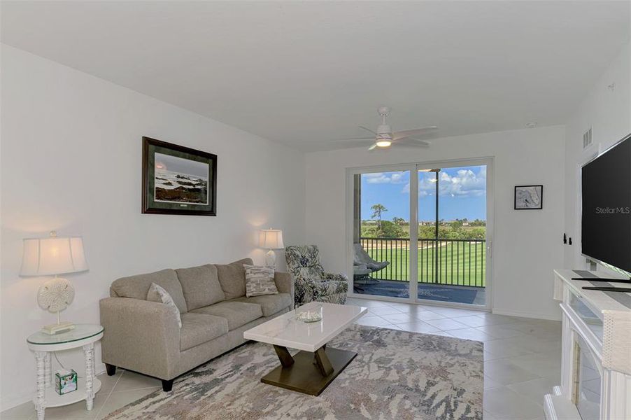 Furnished interior view inside a new home in , Venice (Image 11).