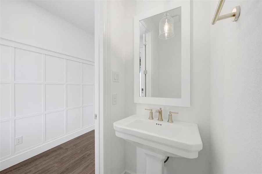 Furnished interior view inside a new home in Heath Golf & Yacht Villas, Heath (Image 13).