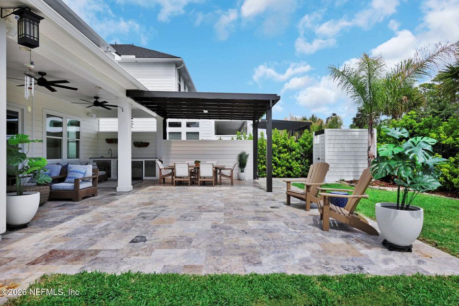 Exterior details and patio area of a home in , Ponte Vedra (Image 38).