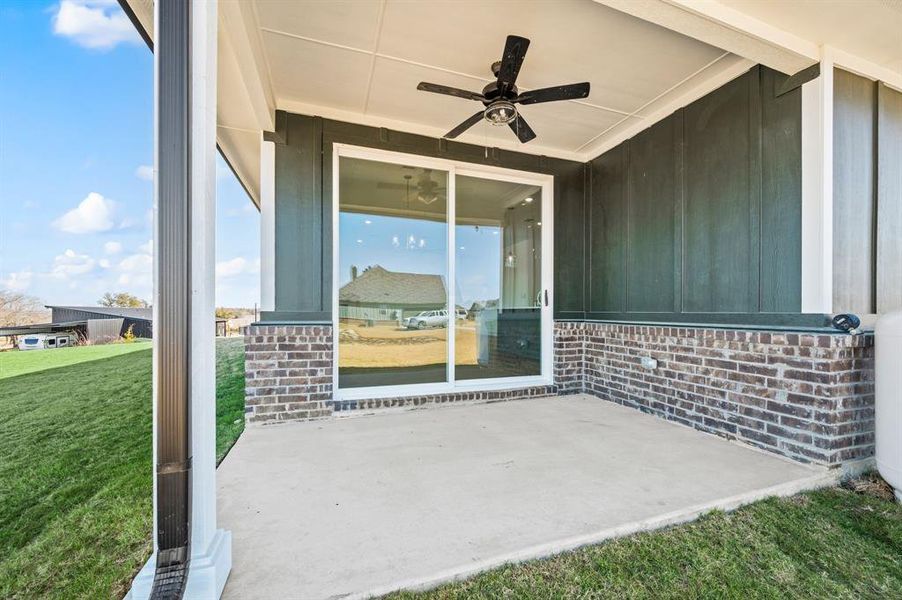 Exterior details and patio area of a home in Rocky Top Ranch, Reno (Image 25).