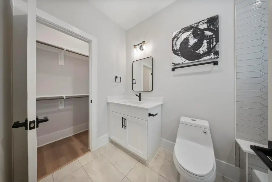 Furnished interior view inside a new home in Skyline Homes at Lou Ellen, Houston (Image 33).