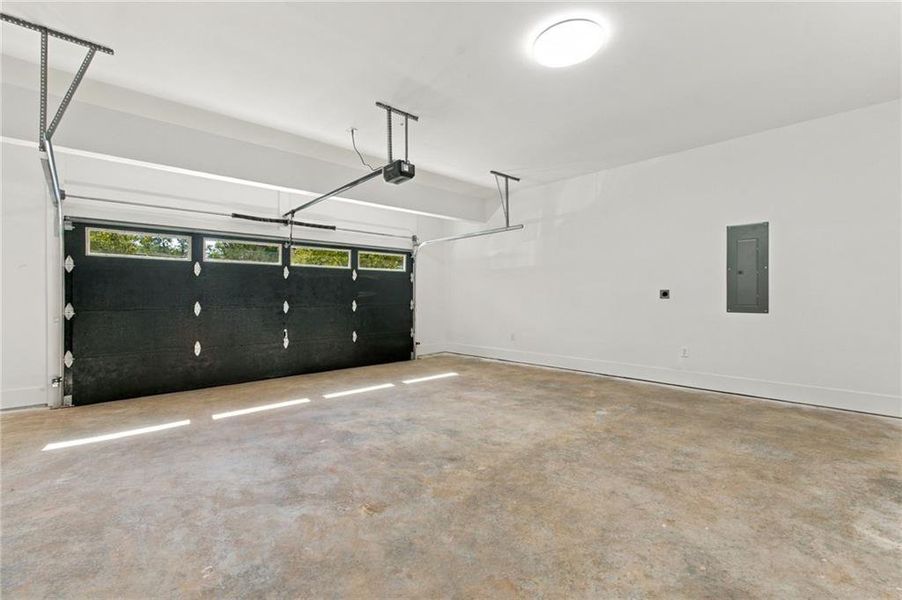 Spacious, unfurnished interior of a new home in , Decatur (Image 45).
