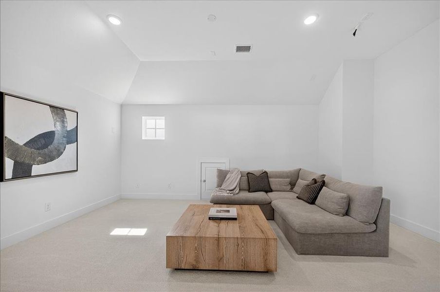 Furnished interior view inside a new home in , Frisco (Image 32).