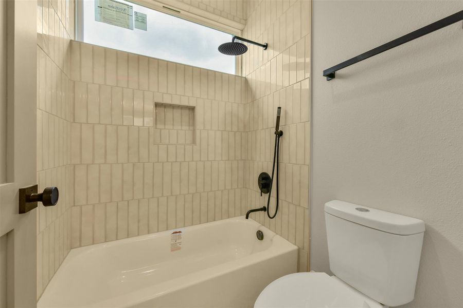 Image 30 of a home in .