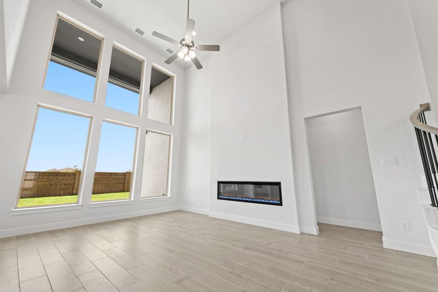 Spacious, unfurnished interior of a new home in Everly, Hockley (Image 21).