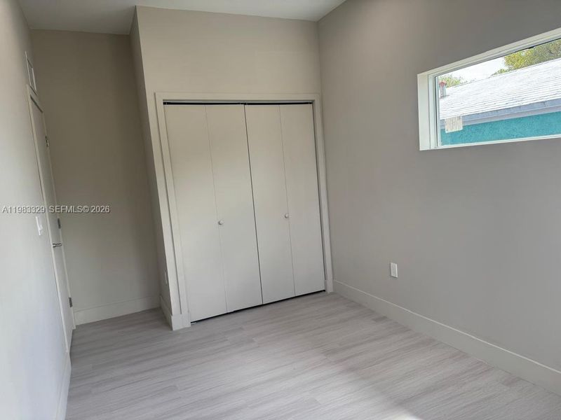 Spacious, unfurnished interior of a new home in , Fort Lauderdale (Image 21).
