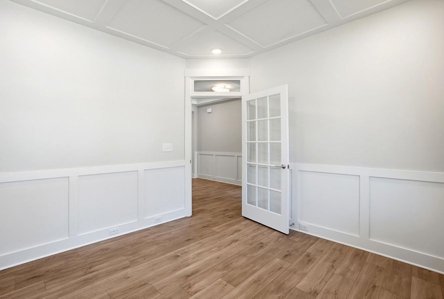 Spacious, unfurnished interior of a new home in Rone Creek, Waxhaw (Image 29).