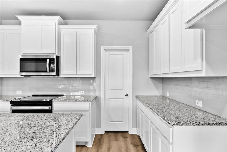 Representative furnished interior of a home built from the The Bradford by Doug Parr Custom Homes in Fair Oaks, Runaway Bay (Image 9). Representative furnished interior of a home built from the The Bradford by Doug Parr Custom Homes in Fair Oaks, Runaway Bay (Image 9).