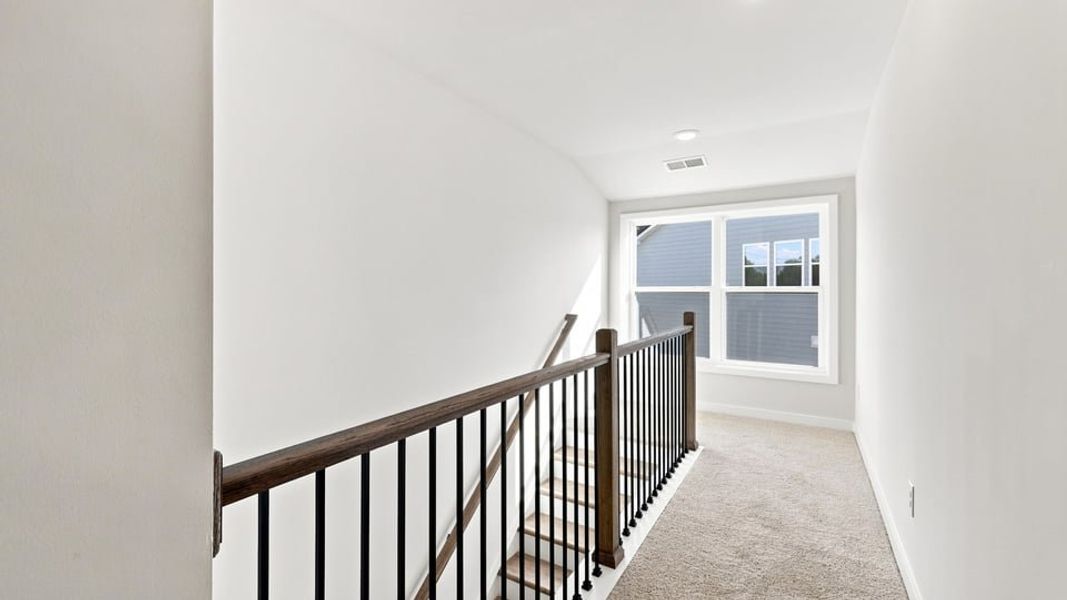 Spacious, unfurnished interior of a new home in Williams Ridge, Woodruff (Image 30).