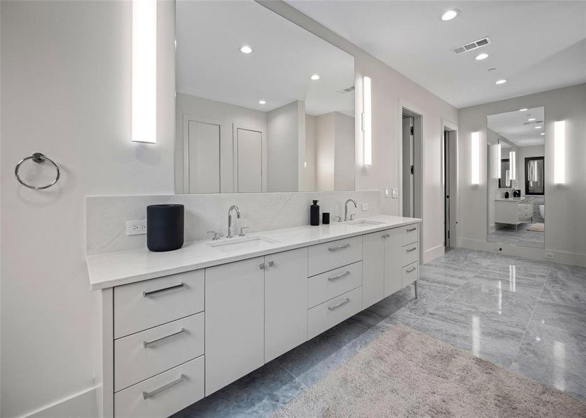Furnished interior view inside a new home in , Dallas (Image 13).