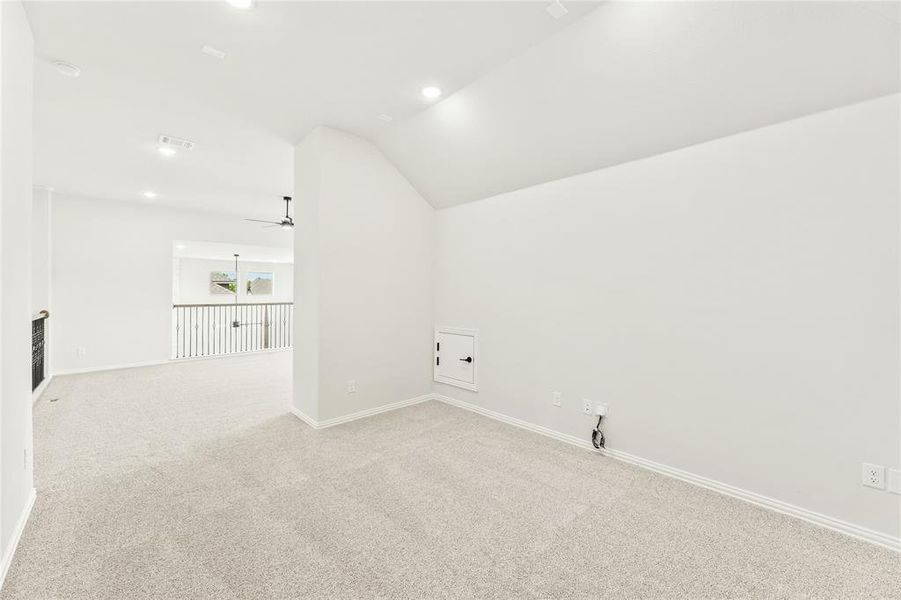 Spacious, unfurnished interior of a new home in Liberty, Melissa (Image 22).
