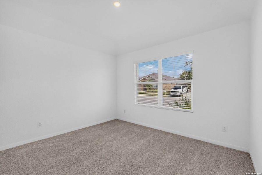 Spacious, unfurnished interior of a new home in , San Antonio (Image 35).