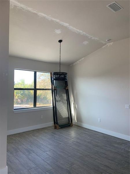 Spacious, unfurnished interior of a new home in , Port Charlotte (Image 11).