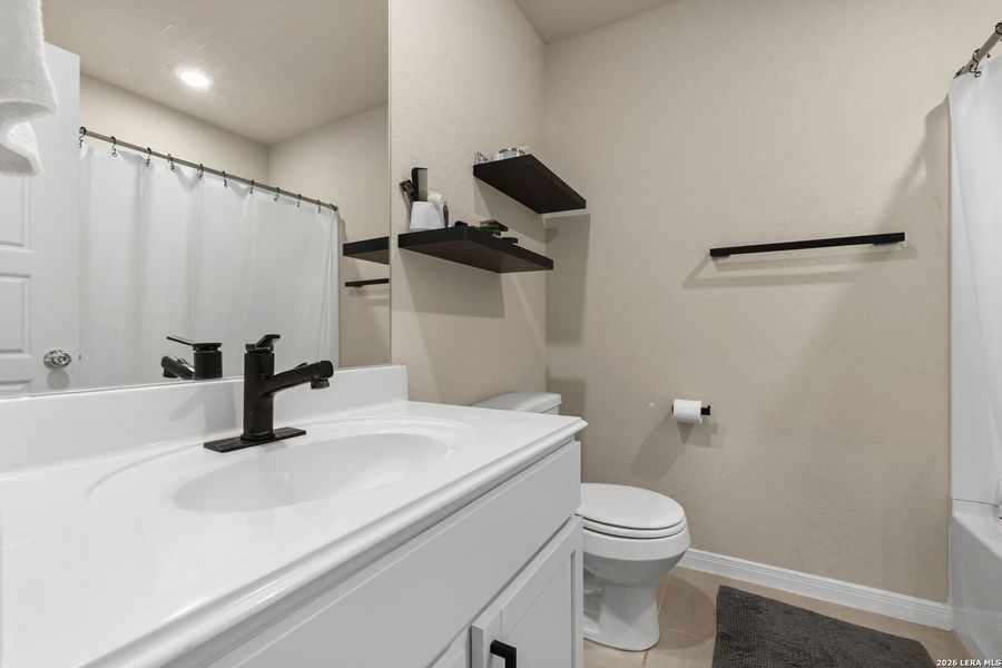 Furnished interior view inside a new home in Hunters Ranch, San Antonio (Image 13). Furnished interior view inside a new home in Hunters Ranch, San Antonio (Image 13).