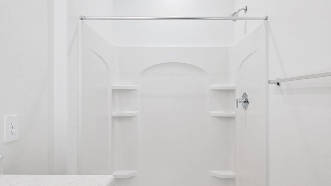 Representative interior finishes for a home built from the Harper by D.R. Horton in Elena Trails, Maricopa (Image 12). Representative interior finishes for a home built from the Harper by D.R. Horton in Elena Trails, Maricopa (Image 12).