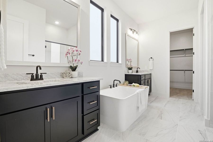 Furnished interior view inside a new home in Haby Hill 50s, San Antonio (Image 10).