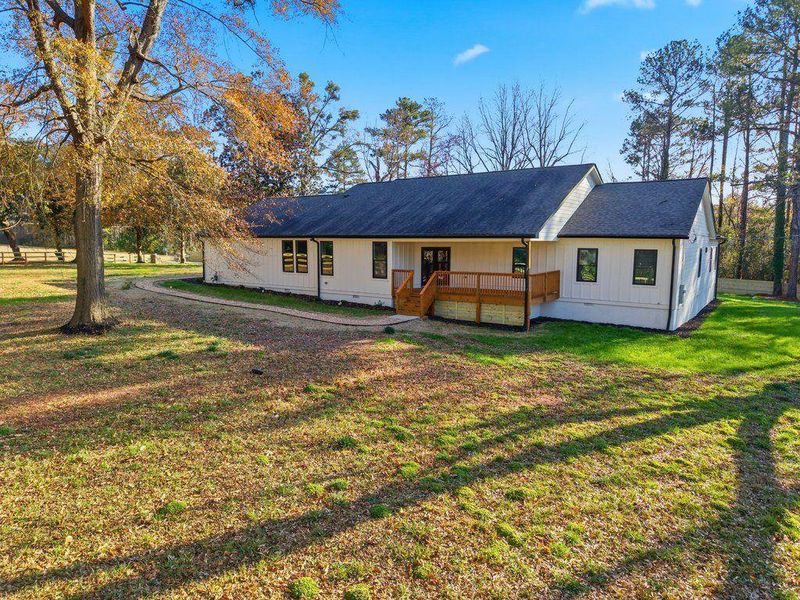 Exterior details and patio area of a home in , Decatur (Image 29).