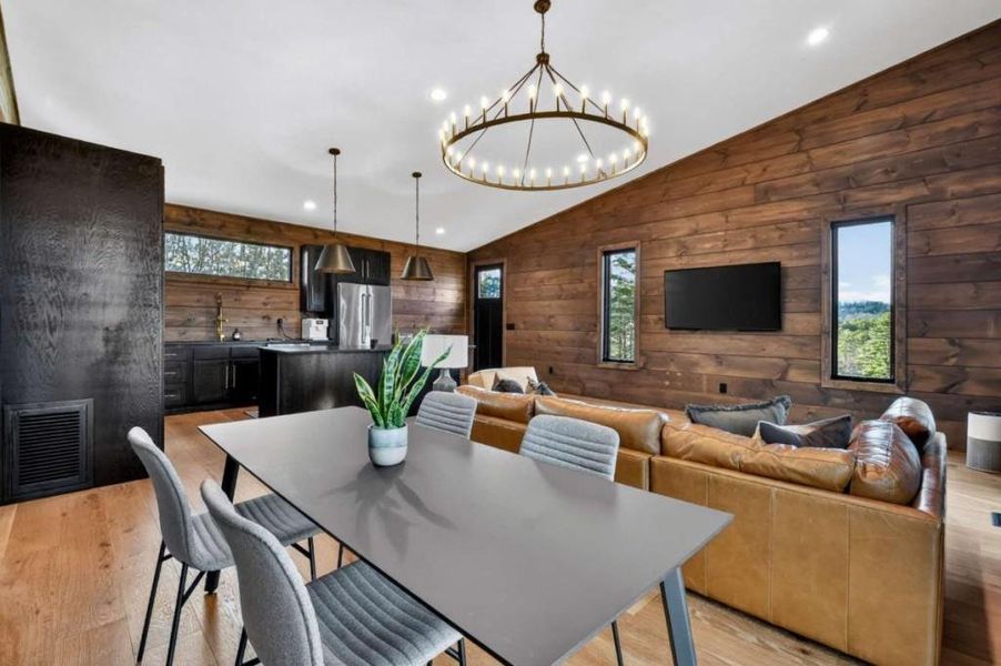 Image 91 of a home in .