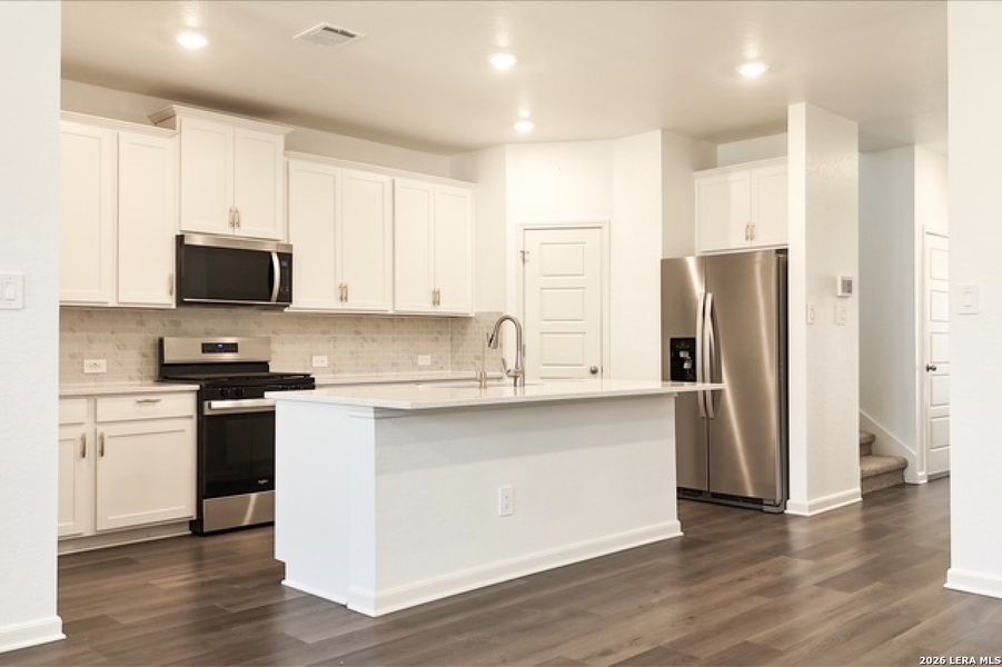 Furnished interior view inside a new home in Thomas Pond, San Antonio (Image 13).
