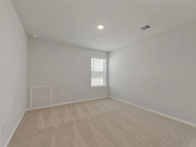 Spacious, unfurnished interior of a new home in The Villages at WestPointe, Dayton (Image 35).