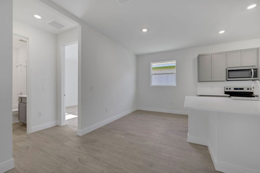 4br New Home in Punta Gorda, FL.  - Slide 11