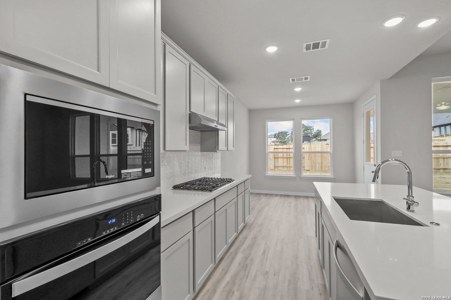 Furnished interior view inside a new home in Foxbrook, Cibolo (Image 14). Furnished interior view inside a new home in Foxbrook, Cibolo (Image 14).