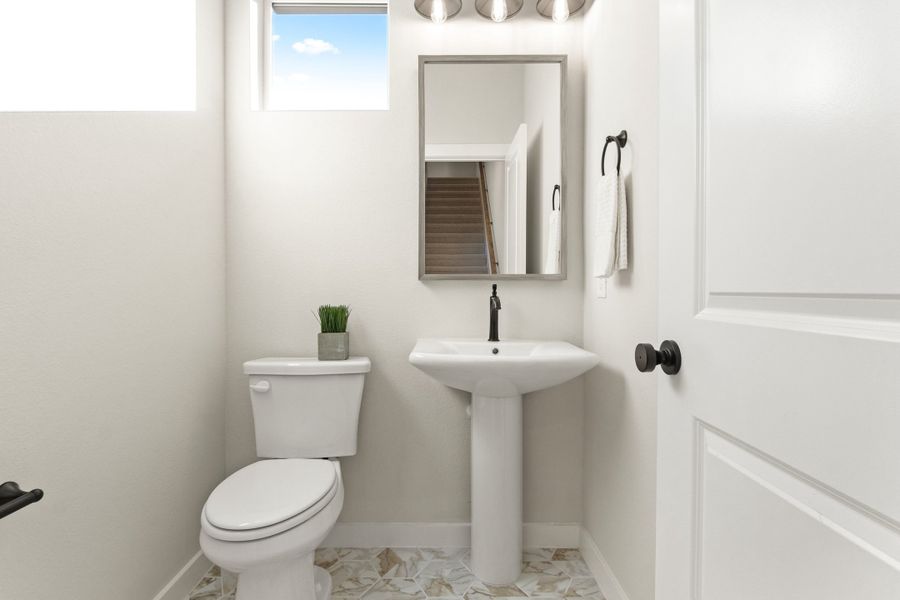 Furnished interior view inside a new home in Woodbridge Townhomes, Wylie (Image 10).