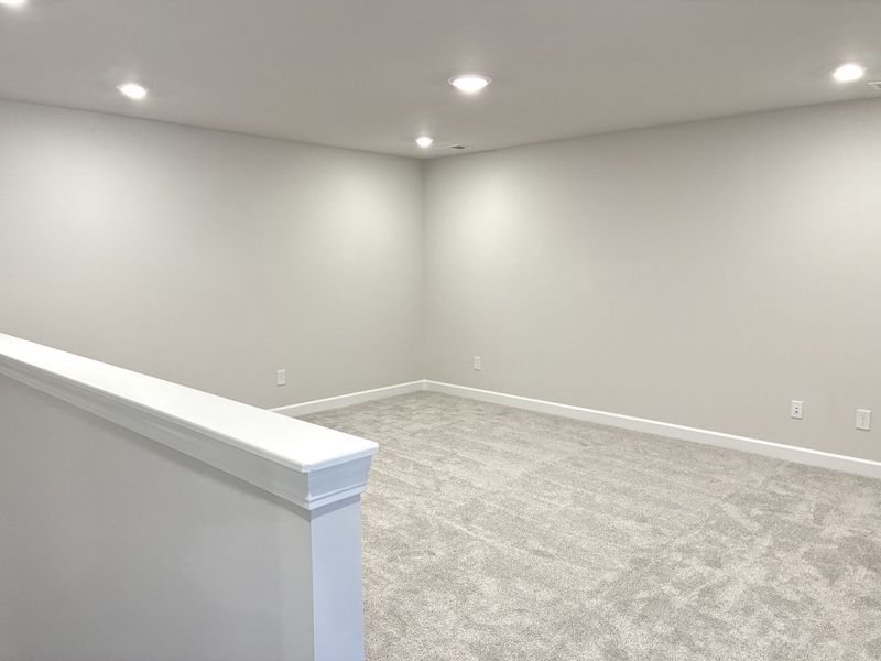 Spacious, unfurnished interior of a new home in Holly Ridge, Greenville (Image 16). Spacious, unfurnished interior of a new home in Holly Ridge, Greenville (Image 16).