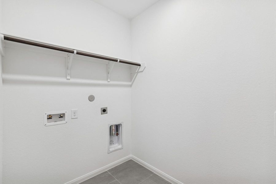 Spacious, unfurnished interior of a new home in Jubilee, Hockley (Image 19).