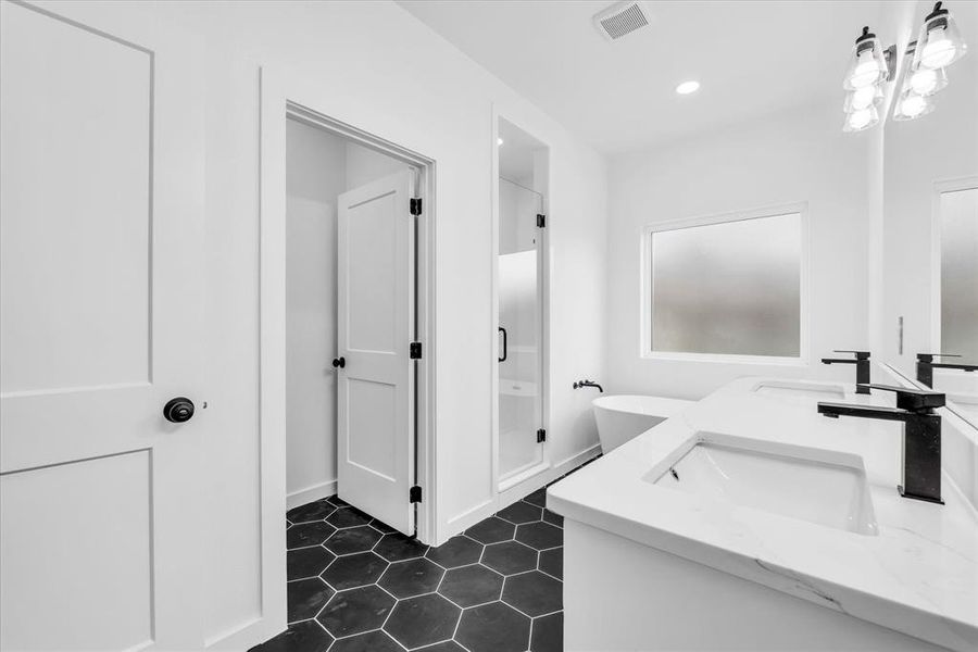 Image 32 of a home in .