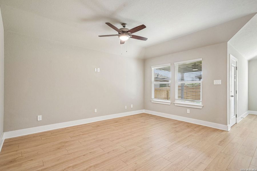 Spacious, unfurnished interior of a new home in Stetson Ridge, Marion (Image 17).