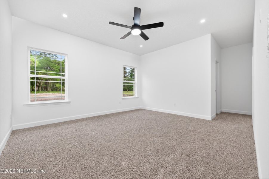 Spacious, unfurnished interior of a new home in , Middleburg (Image 20). Spacious, unfurnished interior of a new home in , Middleburg (Image 20).