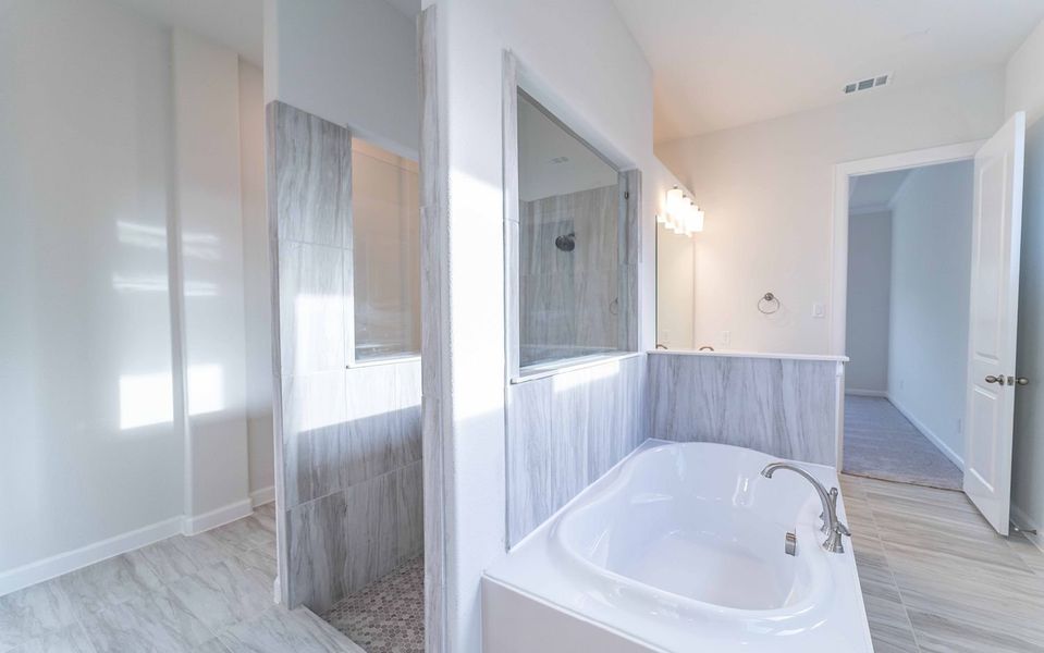 Furnished interior view inside a new home in Sonoma Verde, Rockwall (Image 6). Furnished interior view inside a new home in Sonoma Verde, Rockwall (Image 6).