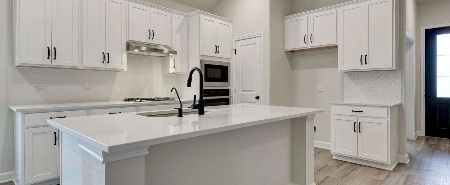 Representative furnished interior of a home built from the Sycamore by Ashton Woods in Arcadia Ridge, San Antonio (Image 4).