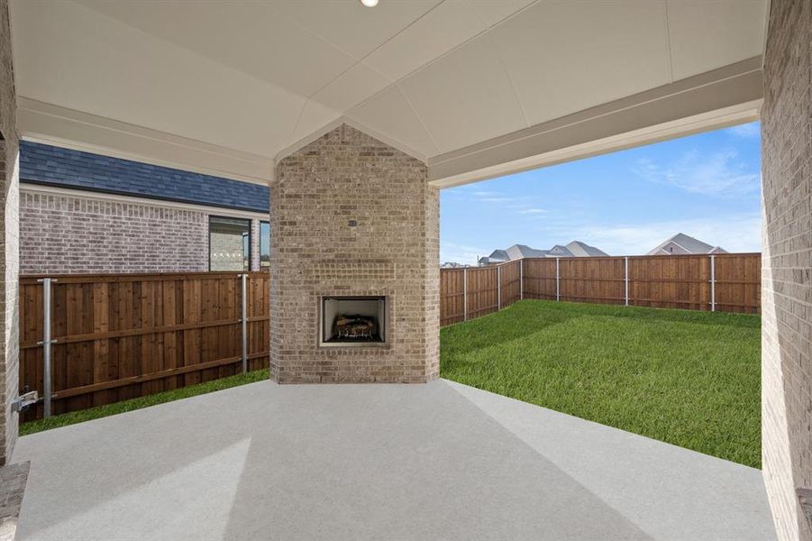 Exterior details and patio area of a home in Viridian Elements, Arlington (Image 3).