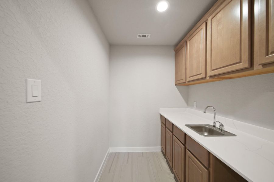 Furnished interior view inside a new home in Morton Creek Ranch, Katy (Image 5).