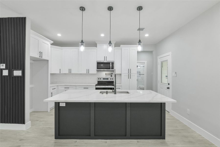 Furnished interior view inside a new home in , Willis (Image 15).