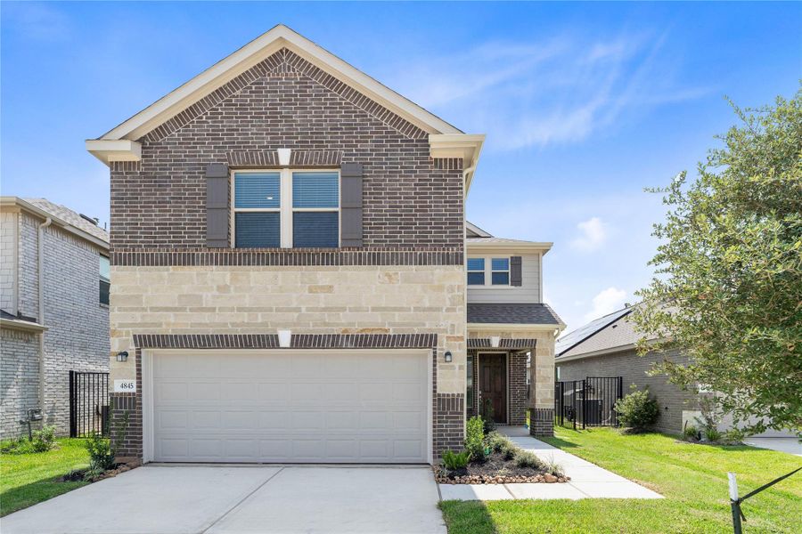 Welcome home to 4845 Sun Falls Drive located in Sunterra and zoned to Royal ISD! Welcome home to 4845 Sun Falls Drive located in Sunterra and zoned to Royal ISD!